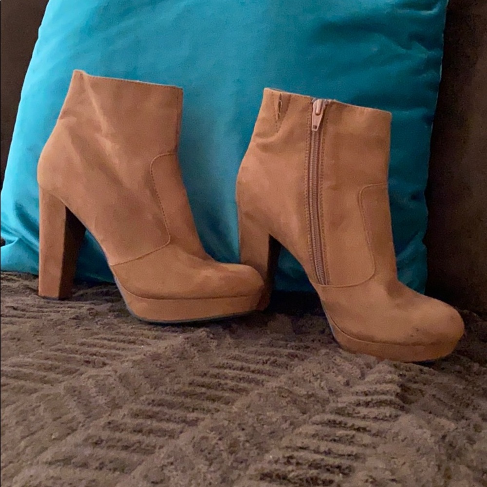 Booties - Picture 4 of 4